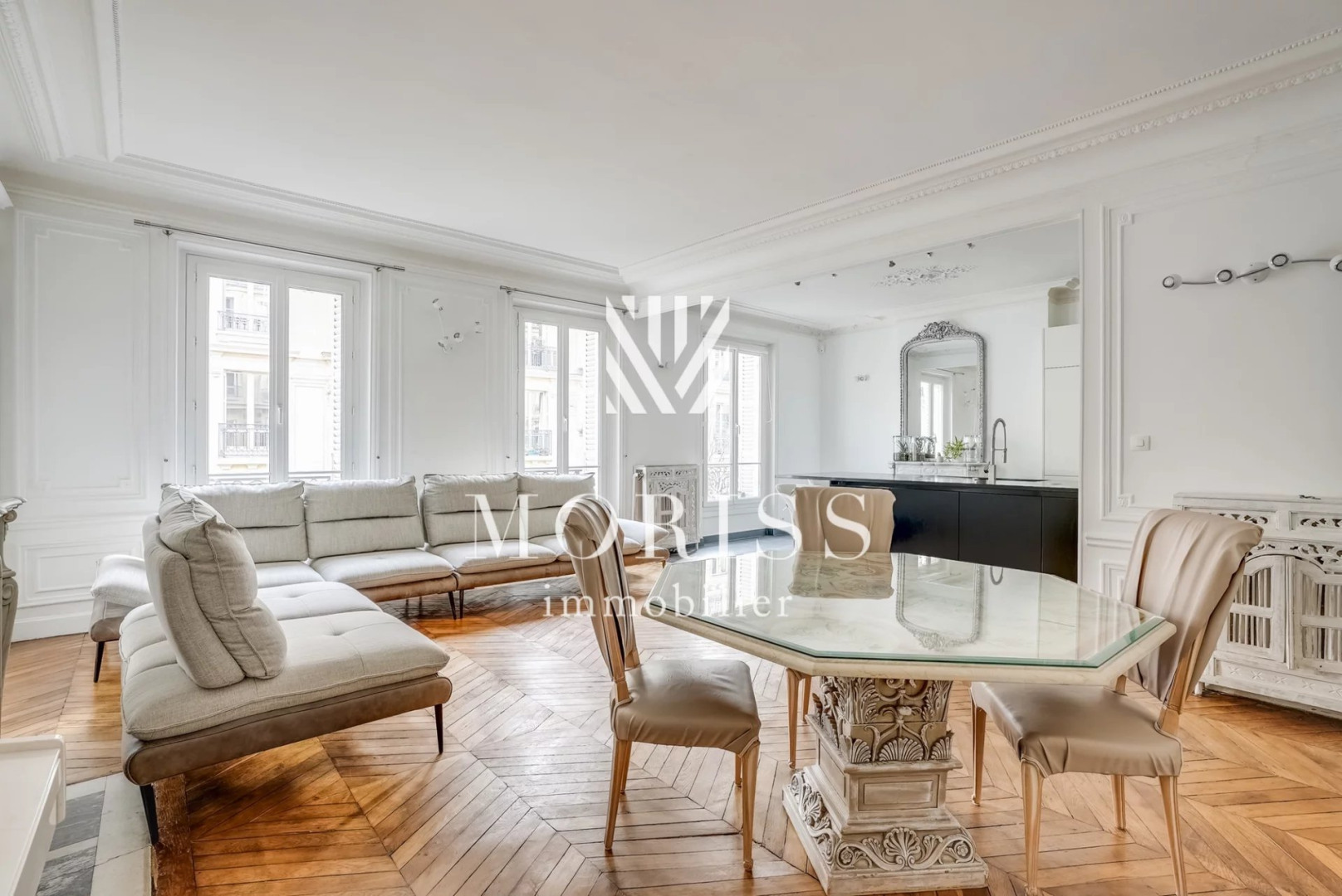 Luxury apartment for sale in the district Trudaine-Maubeuge