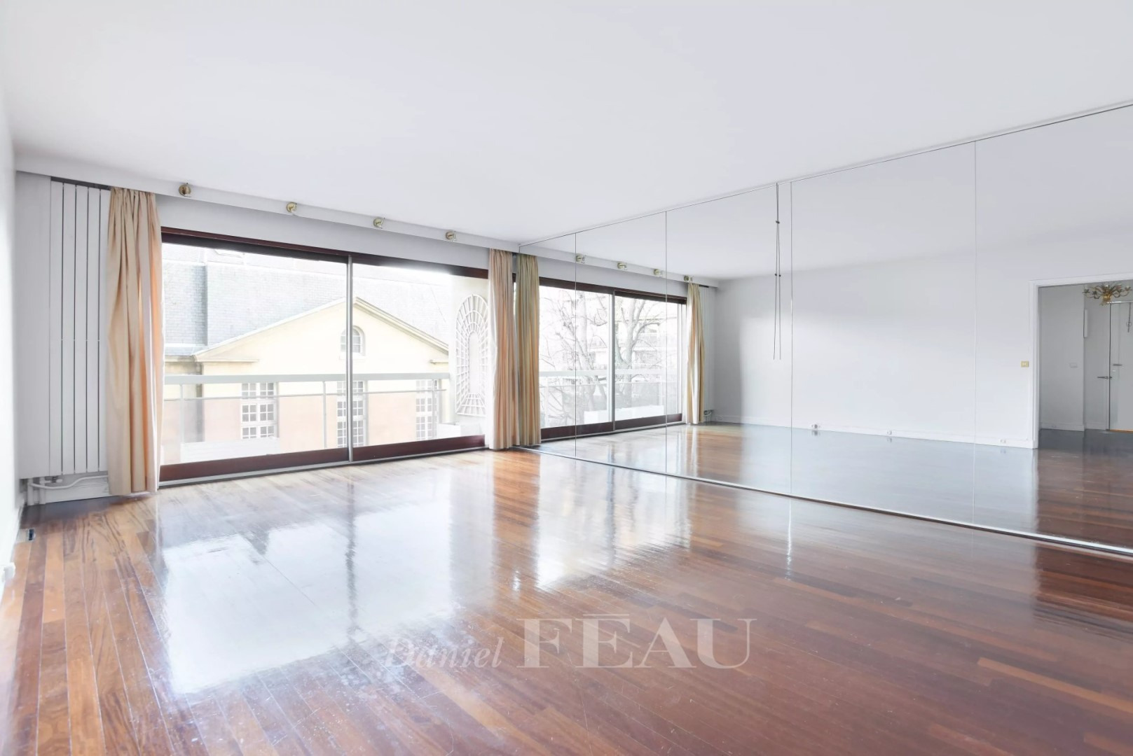 Luxus-Apartment zu vermieten Saint James-Delabordère