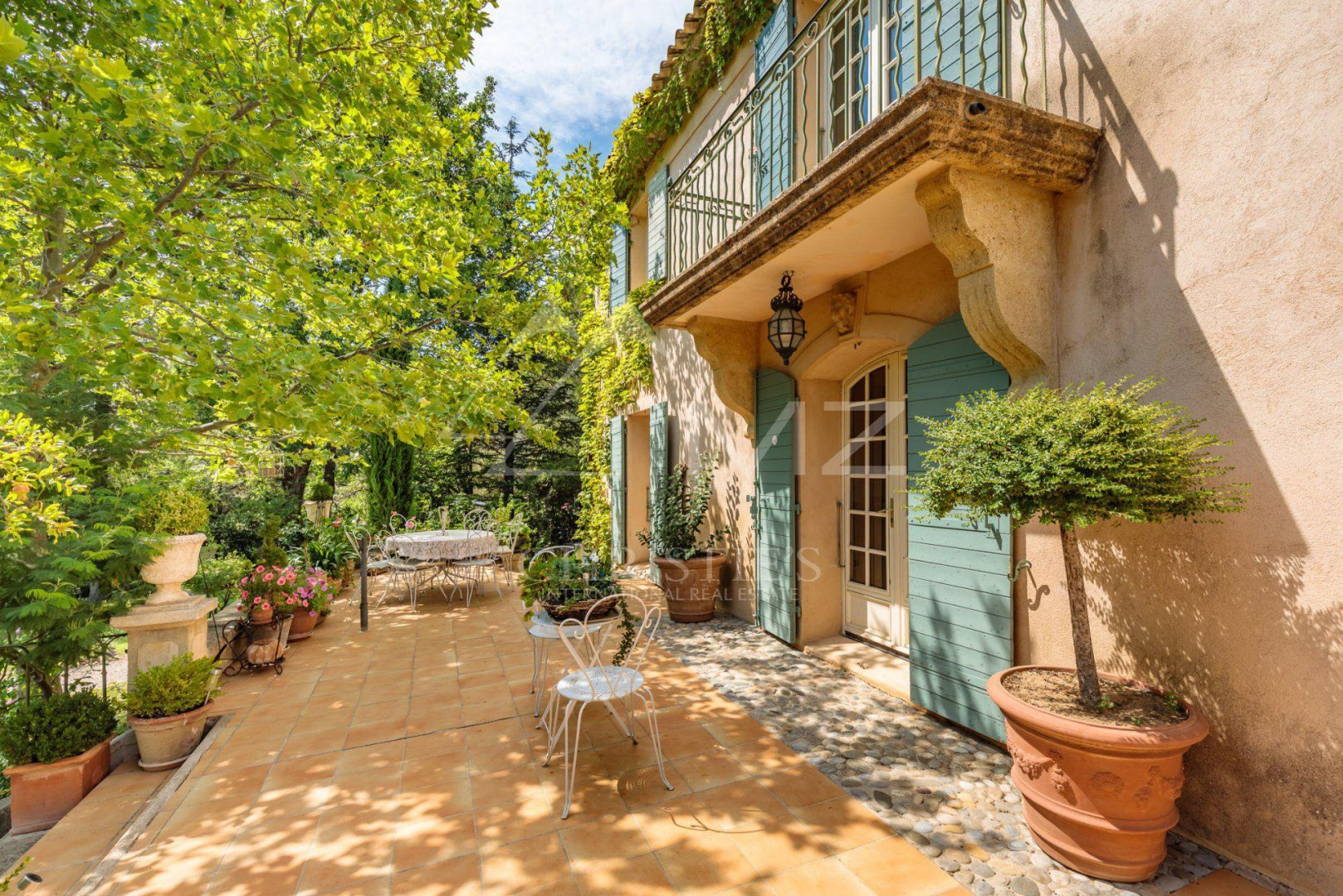 Demeure A Vendre A Aix En Provence 1 195 000 8 Pieces 289