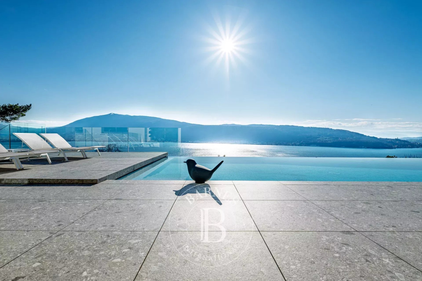 Luxury villa for sale in Veyrier-du-Lac