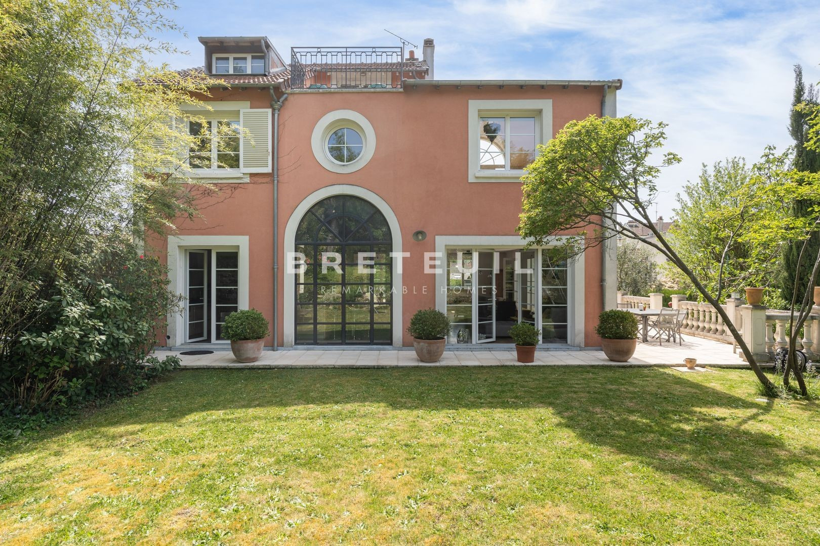 luxe huis te koop in Porte Jaune