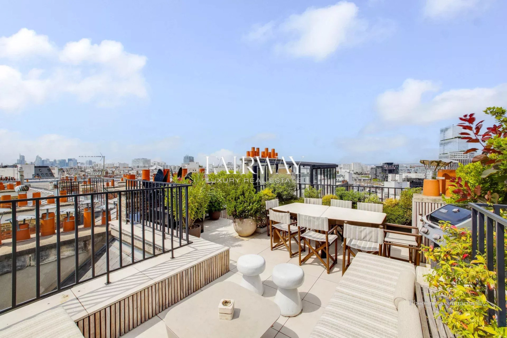 Luxury apartment for sale in the district Legendre-Lévis