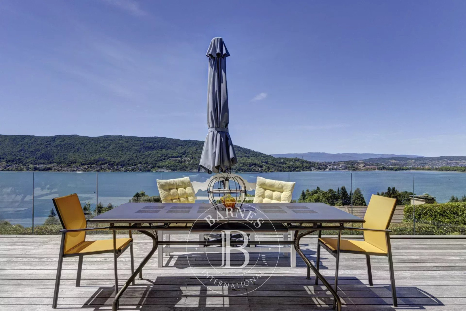 Luxury villa for sale in Veyrier-du-Lac