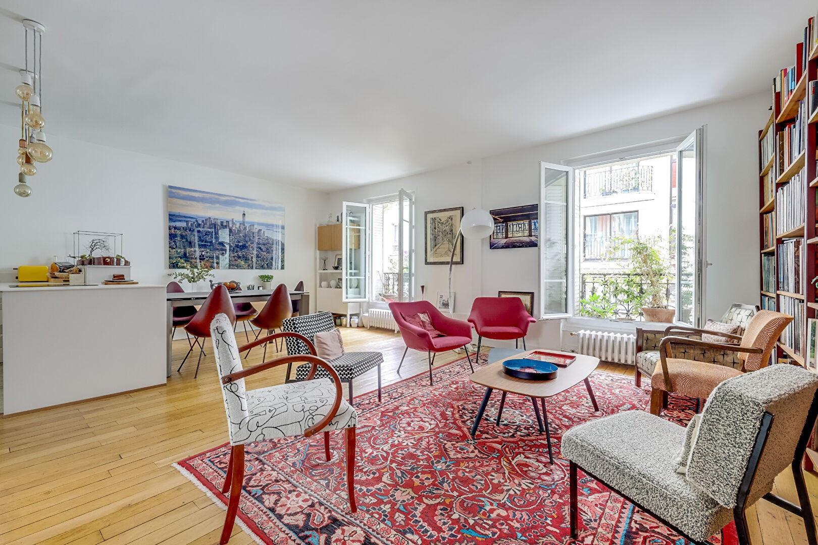 Duplex de luxe à vendre dans le quartier La Fourche-Guy Môquet