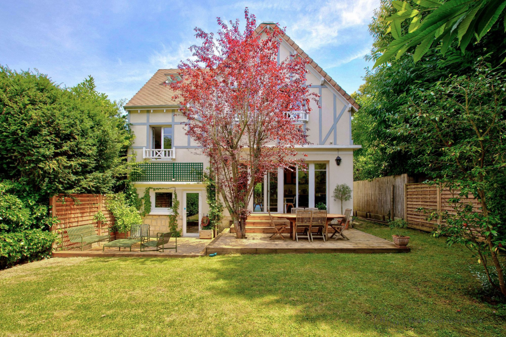Maison contemporaine à vendre dans le quartier La Châtaigneraie-La Feuillaume Sud