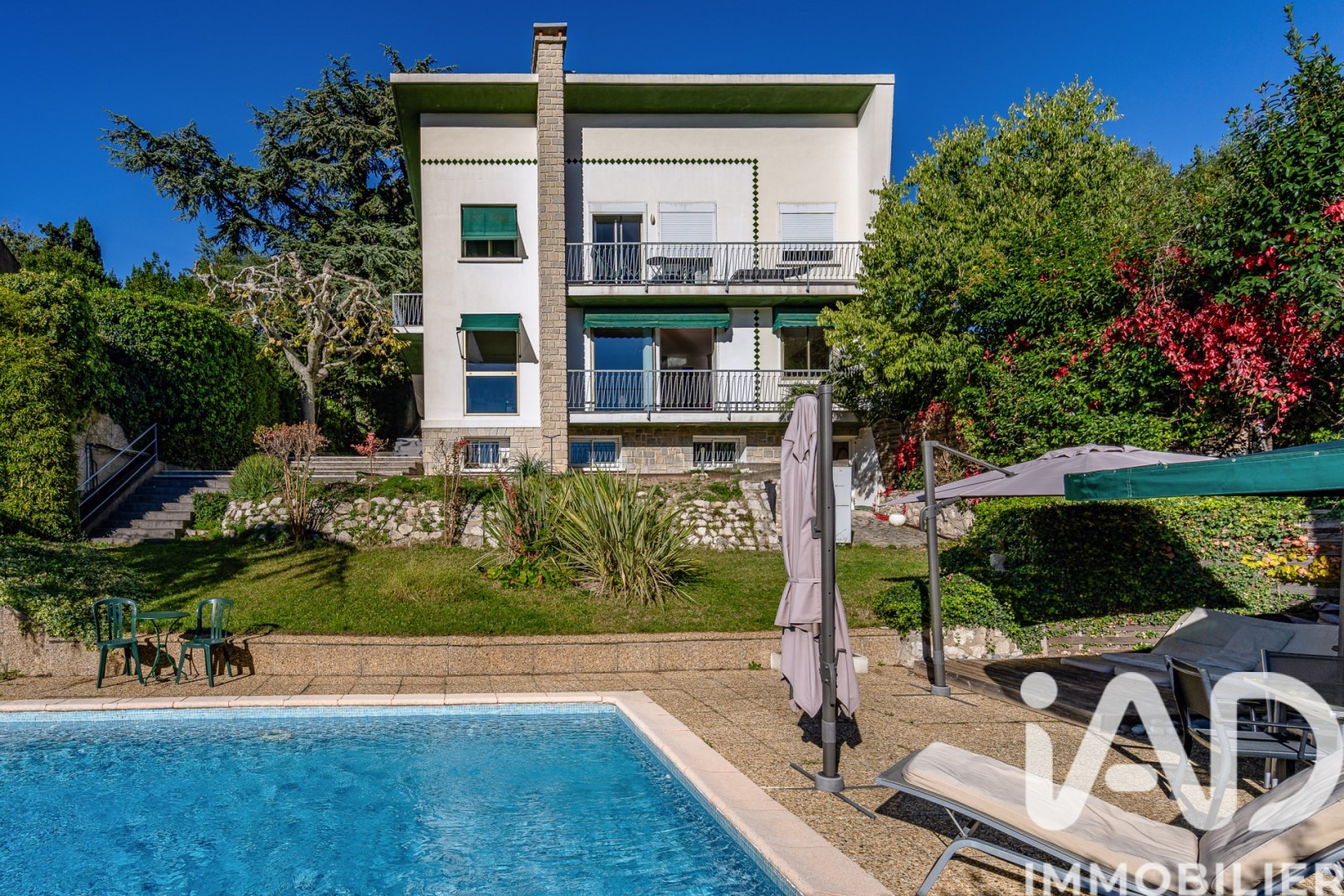 35 Maisons et villa de luxe à vendre à Aubagne - Belles Demeures