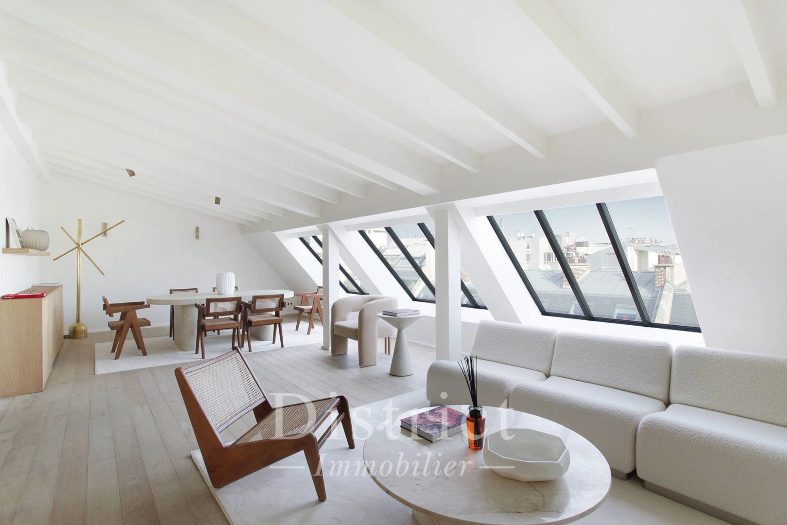 Duplex de luxe à vendre dans le quartier Triangle d'Or
