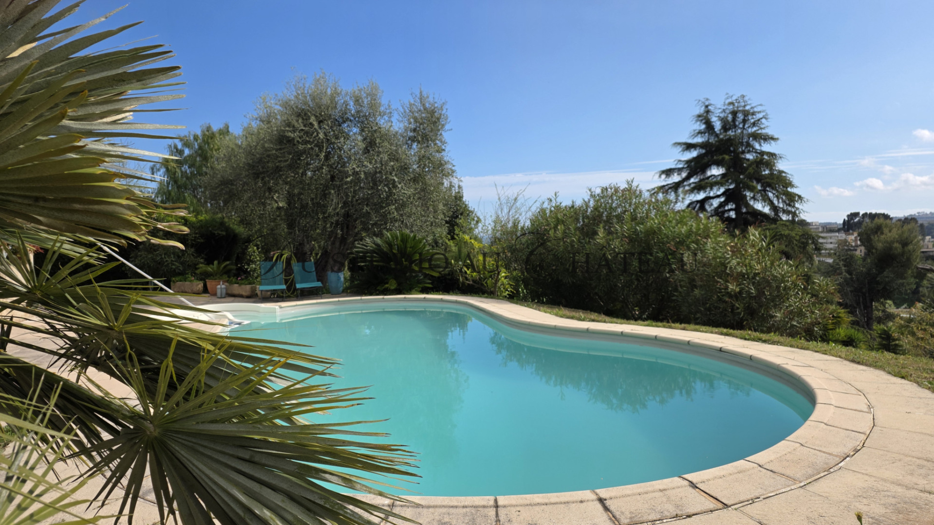 Maison de luxe à vendre dans le quartier Centre-Haut de Cagnes