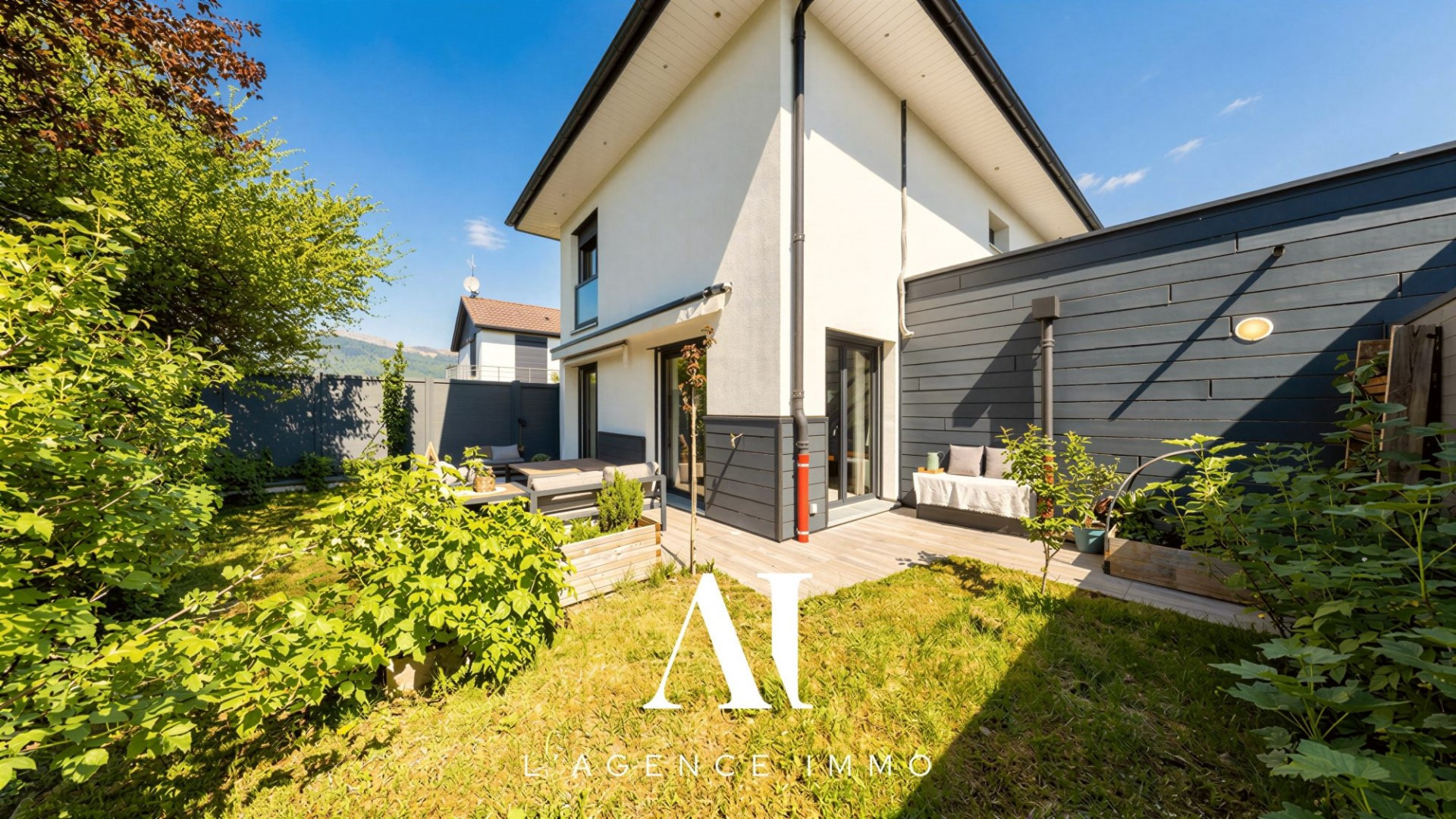 Maison contemporaine à vendre à Ségny
