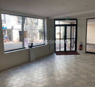 Location Local commercial de 48 m² Garches Les Bures