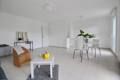 Appartement a louer jouy-le-moutier - 4 pièce(s) - 78 m2 - Surfyn
