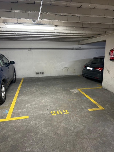 Parking 30 m²