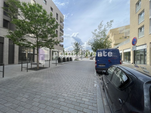 Location Local commercial de 322 m² Châtenay-Malabry Aulnay