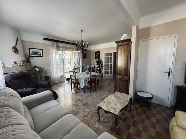 Vente maison 6 pièces Saint-Andiol - maison F6/T6/6 pièces 174 m²