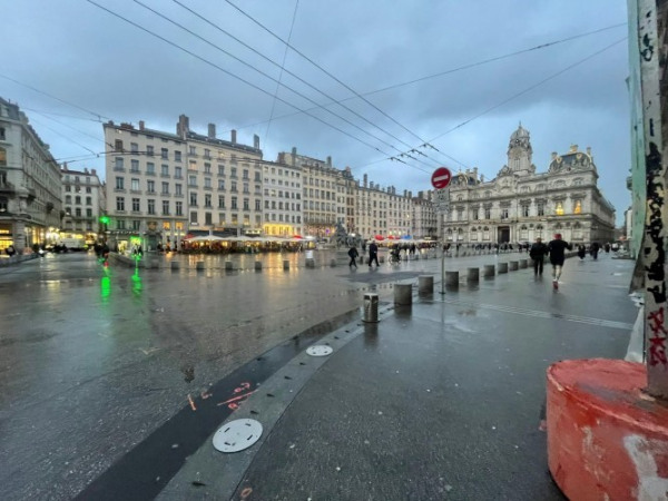 Location Local commercial Lyon 1er