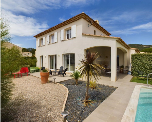 Vente maison 4 pièces Le Plan-de-la-Tour - maison Villa F4/T4/4 pièces ...