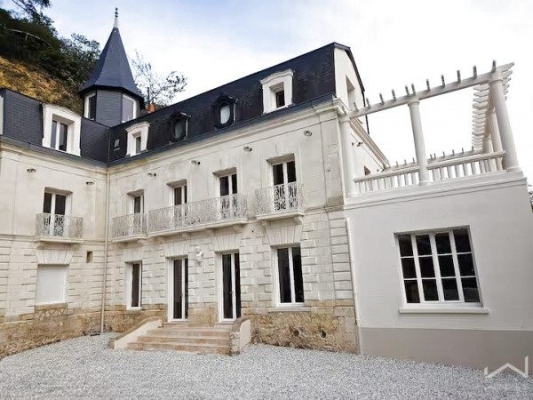 propriété à vendre à Rochecorbon