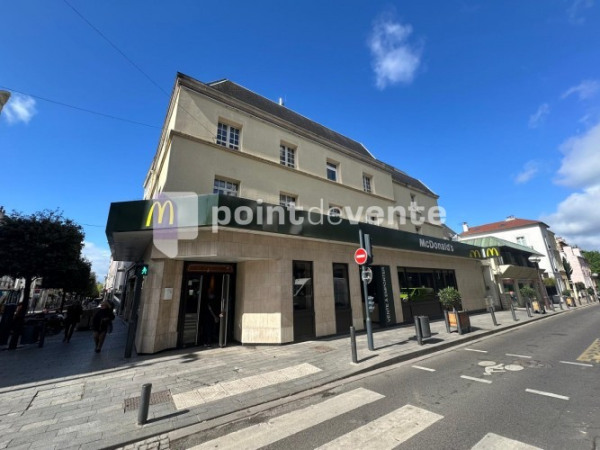Location Local commercial de 130 m² Enghien-les-Bains Centre Ville-Commerce