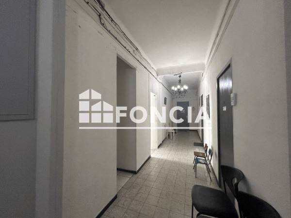 Location Local commercial Toulon