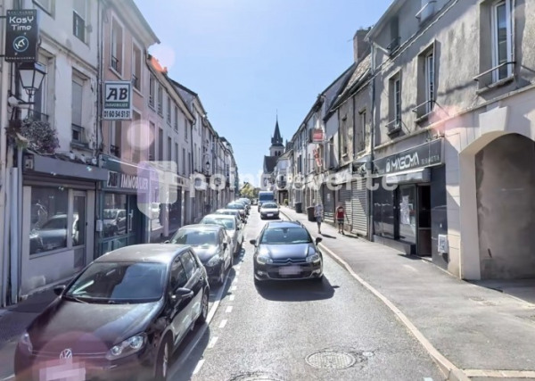 Location Local commercial de 70 m² Dammartin-en-Goële Ouest Centre Sud