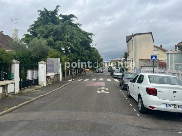 Location Local commercial Carrières-sur-Seine