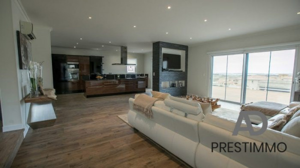 Vente Maison Et Villa De Luxe 6 Pieces Biguglia Maison Et Villa De Luxe Villa F6 T6 6 Pieces 350m 1200000 Seloger