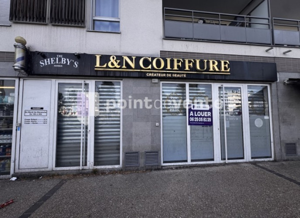 Location Local commercial de 152 m² Villiers-le-Bel Village-Val Roger