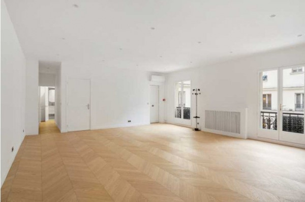 Location Bureau Paris 8ème