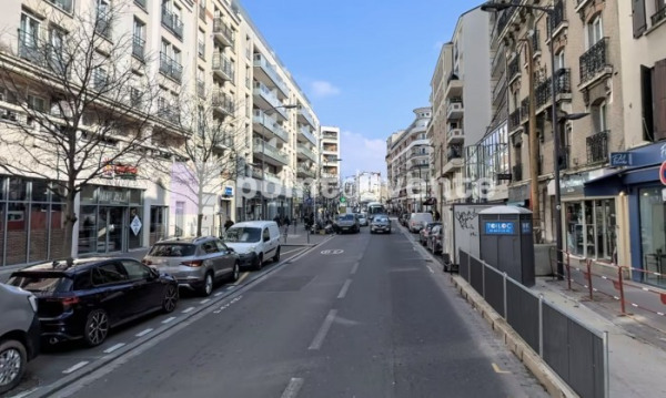 Location Local commercial de 183 m² Les Lilas Jalancloud