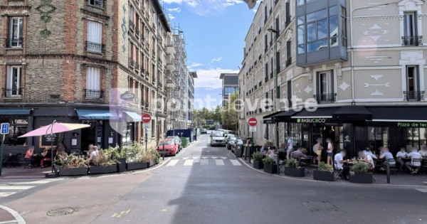 Location Local commercial de 150 m² Suresnes Centre Ville