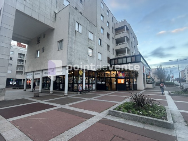 Location Local commercial de 140 m² Ermont