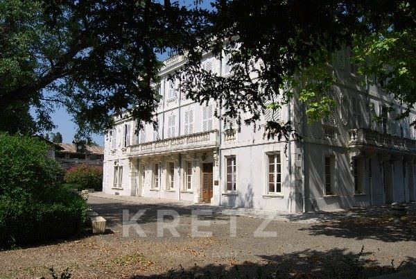 Maison 20 pièces 1700 m² · à Pierrelatte · 1 700 m² · 1 420 000 €