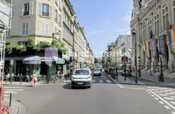 Location Local commercial de 71 m² Paris 10ème