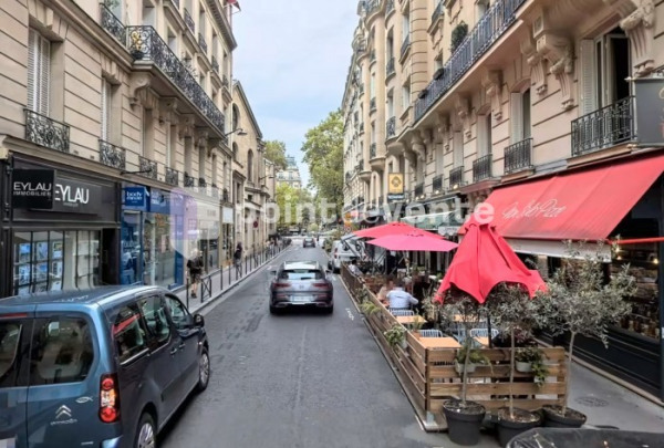 Location Local commercial de 79 m² Paris 16ème