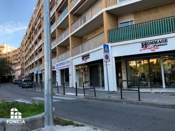 Location Local commercial AixenProvence (13)  69 m²  1 864€/mois