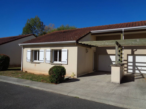 Maisons à Louer à Saint-Pantaléon-De-Larche Entre Particuliers Et Agences