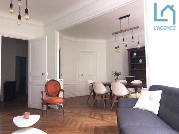 Appartement De Luxe A Vendre A Paris 16eme Location 3 300 Mois Ttc Cc 5 Pieces 132 M Belles Demeures