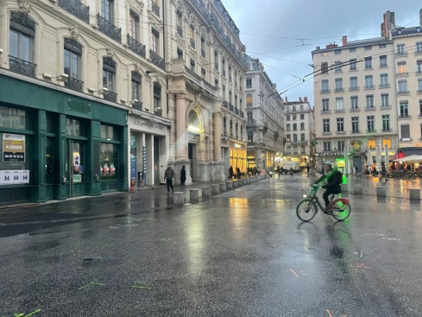 Location Local commercial Lyon 1er