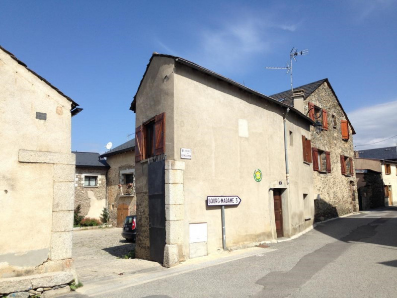Gite De Vacances A Palau De Cerdagne En Languedoc Roussillon Pour