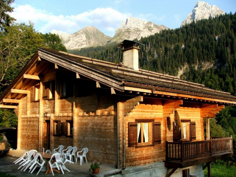 Entrée chalet face nord