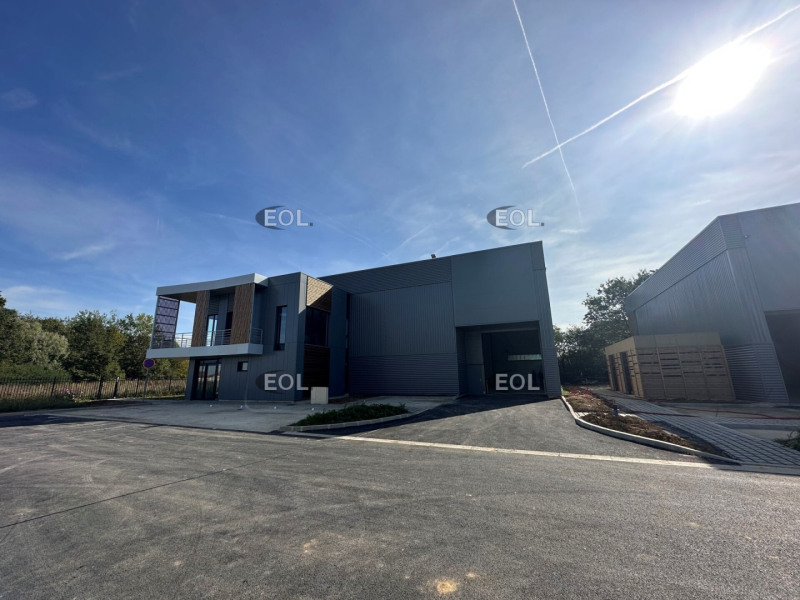 Location Local d'activités de 1027 m² Chanteloup-en-Brie