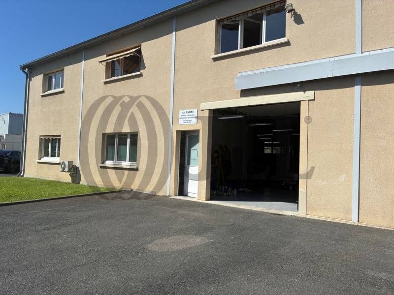 Location Local d'activités de 180 m² Domont Le Lycee