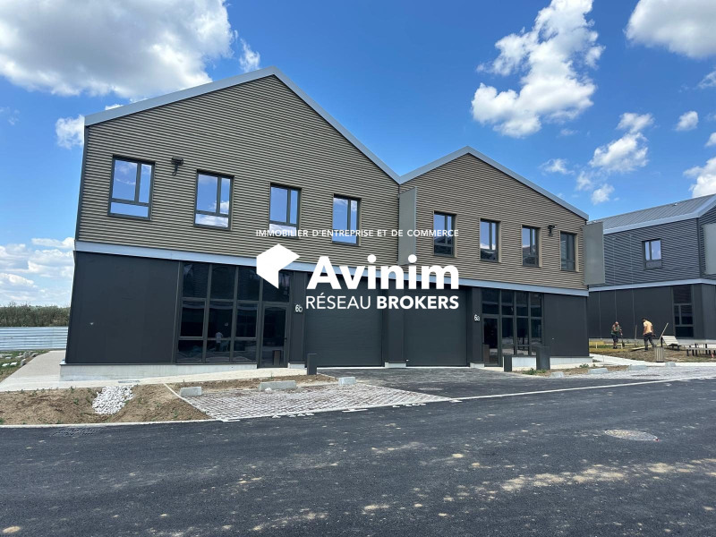 Location Entrepôt de 271 m² Groslay