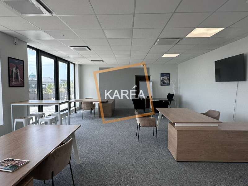 Location Bureau de 70 m² Chessy