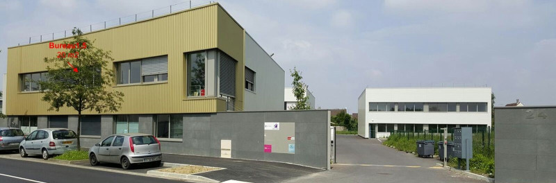 Autre : Terrain clôturé Portail électrique (digicode+ horloge) Eclairage extérieurs Signalisation occupants et baL Hall d'entrée E