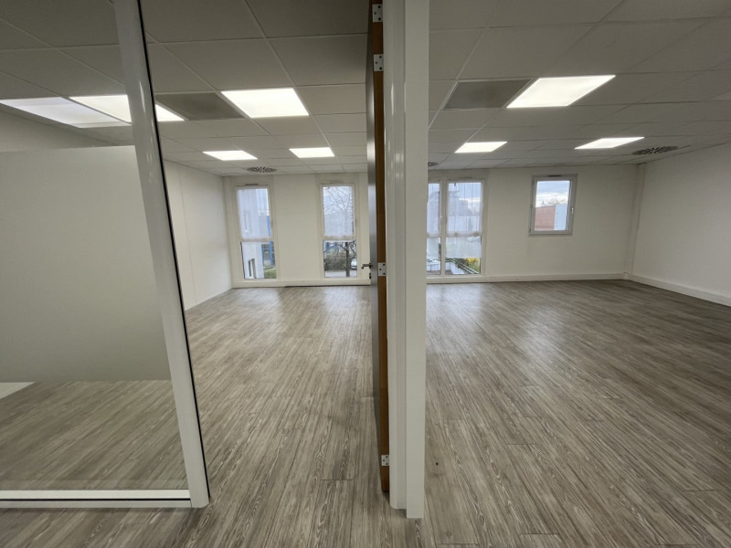 Location Bureau Lyon 7ème (69) Gerland de 695,45 m² divisible dispo