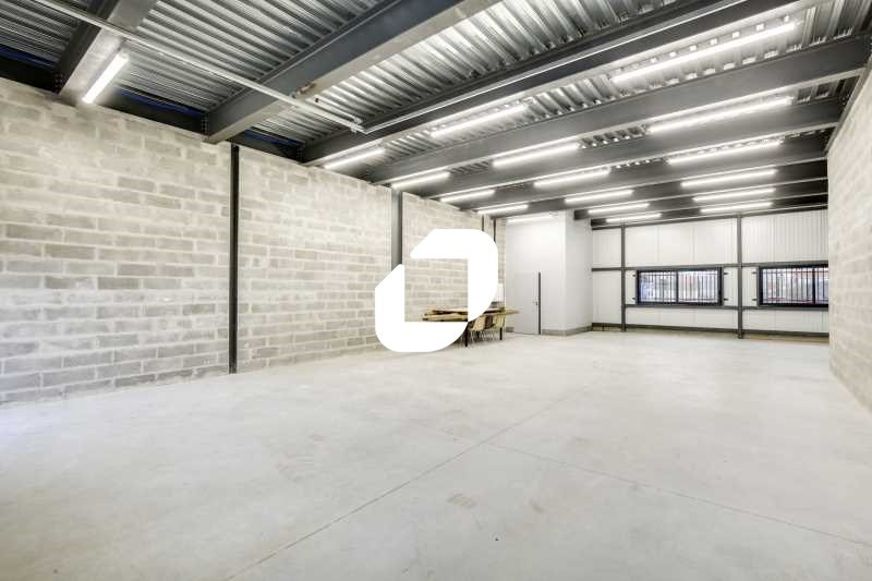 Location Local d'activités / Entrepôt Bois-d'Arcy