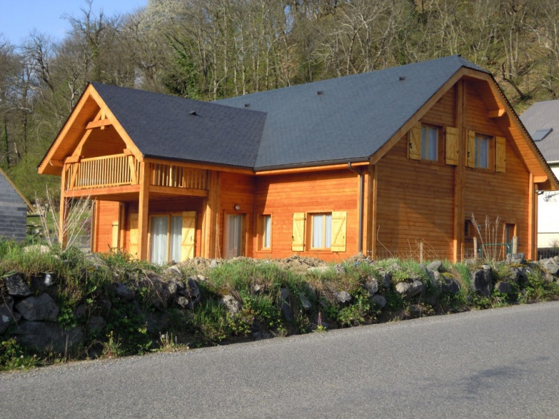 le chalet vu de la route