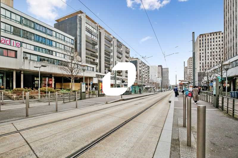 Location Bureau de 865,2 m² Sarcelles Paul Herbe