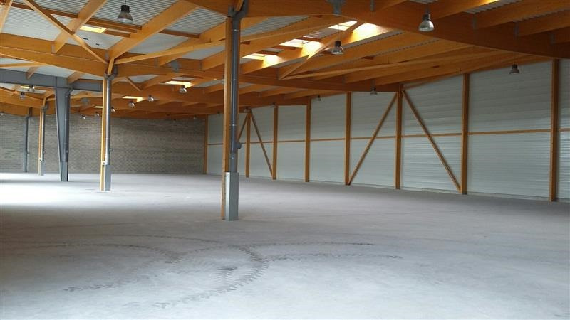 Location Entrepôt de 756 m² Élancourt La Clef Saint Pierre